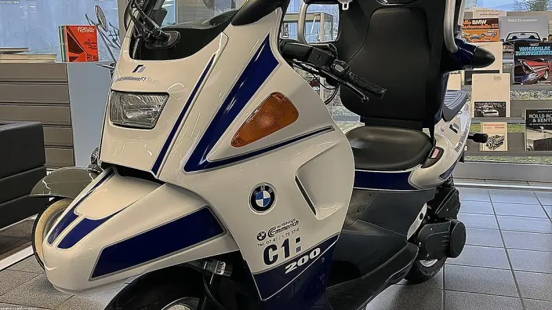 EV Bike vs Petrol Bike Comparison