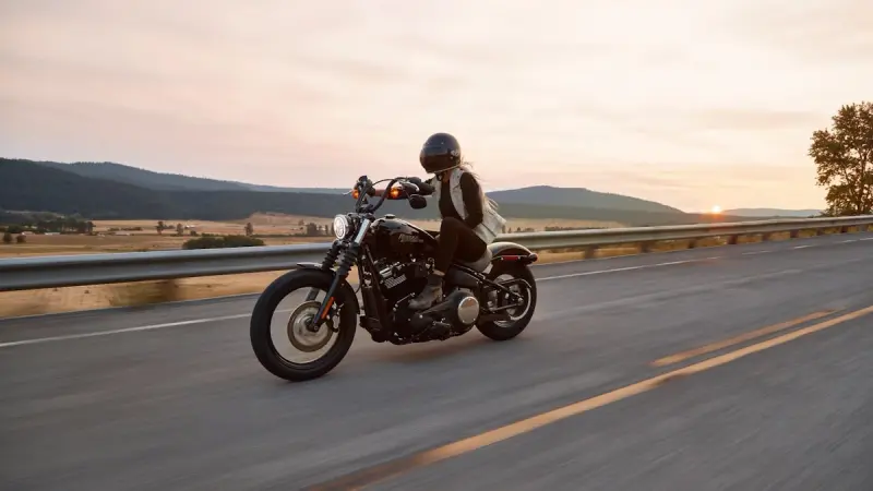Triumph Bonneville 400 India Launch